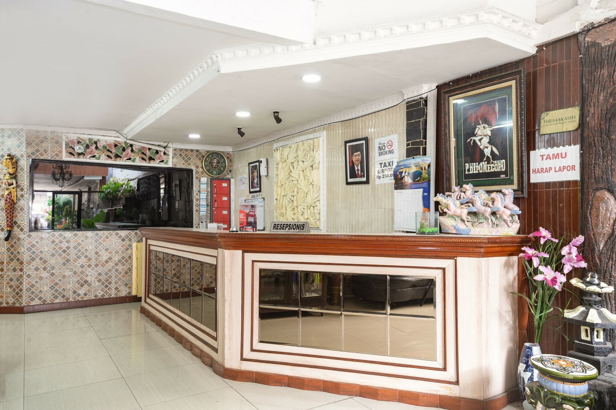 เรดดอร์ซ เนียร์ อาร์เอส จิกินี Hotel จาการ์ตา ภายนอก รูปภาพ